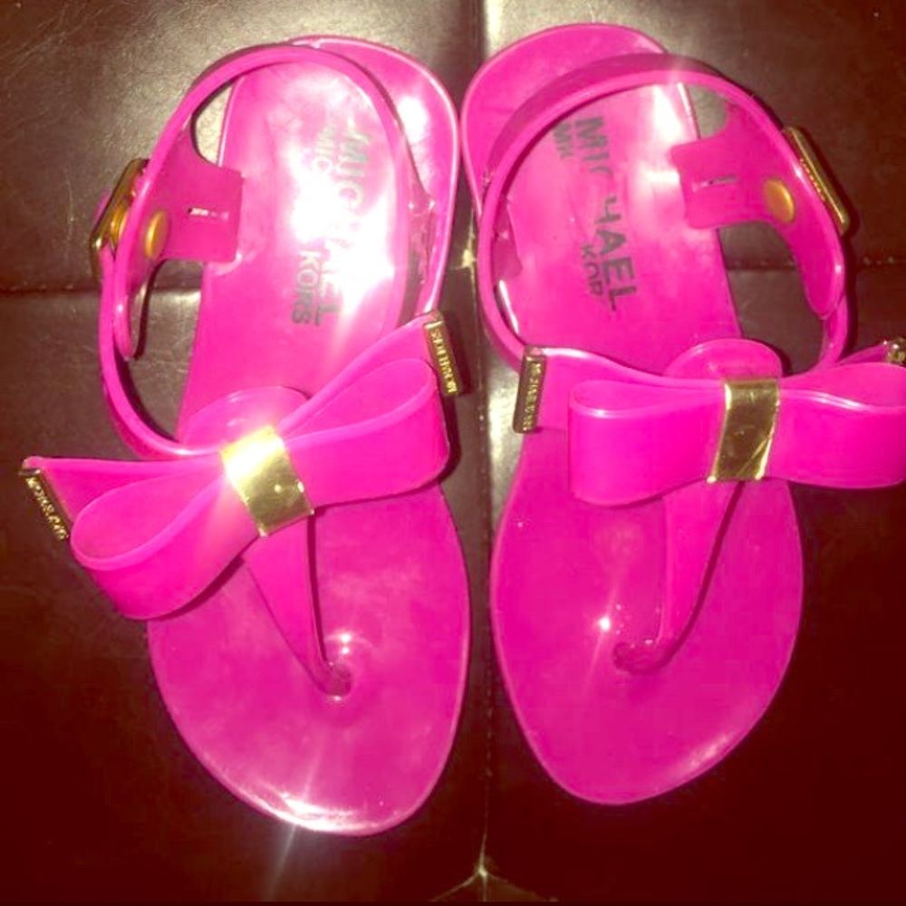 🐣+$3 Kors girls, 10, hot pink jellies sandals